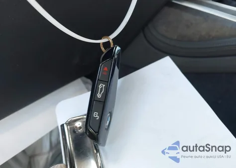 2024 BMW X7 xDrive40I z USA, uszkodzony, nr VIN 5UX23EM06R9U25642